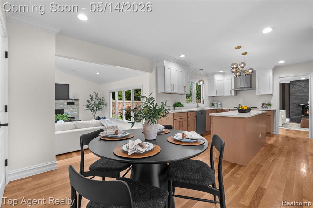 6739 White Pine Court, Bloomfield Hills, MI 48301 — Photo 8