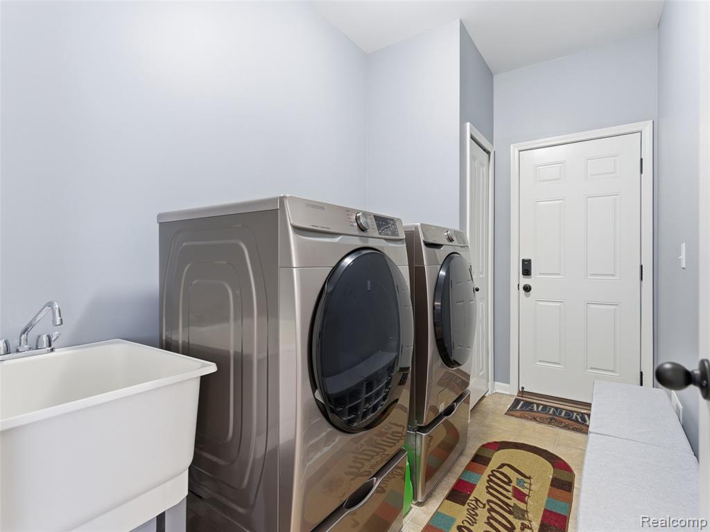 47450 Ellery Lane, Canton, MI 48187 — Photo 14