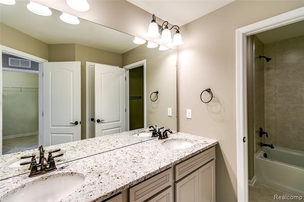 6366 Marsh, Pittsfield, MI 48197 — Photo 17