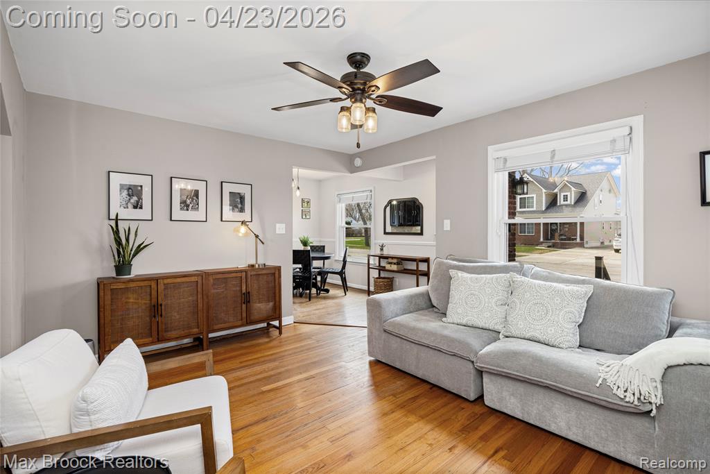 2048 Gardner Avenue, Berkley, MI 48072 — Photo 10