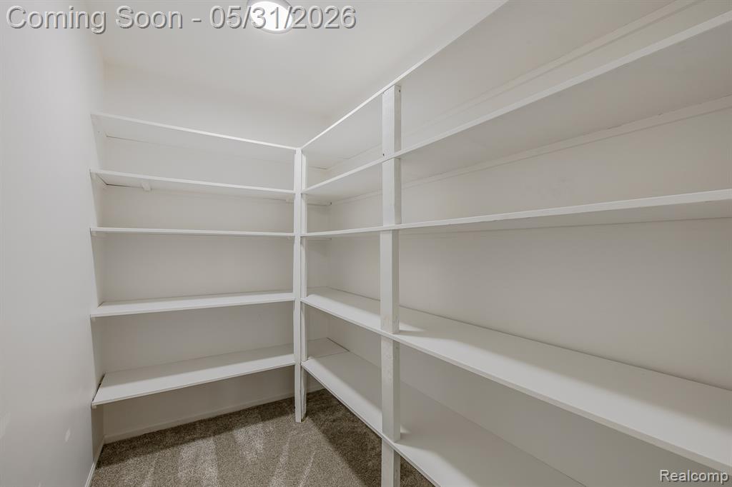 5020 Whitlow Court, Commerce Twp, MI 48382 — Photo 24