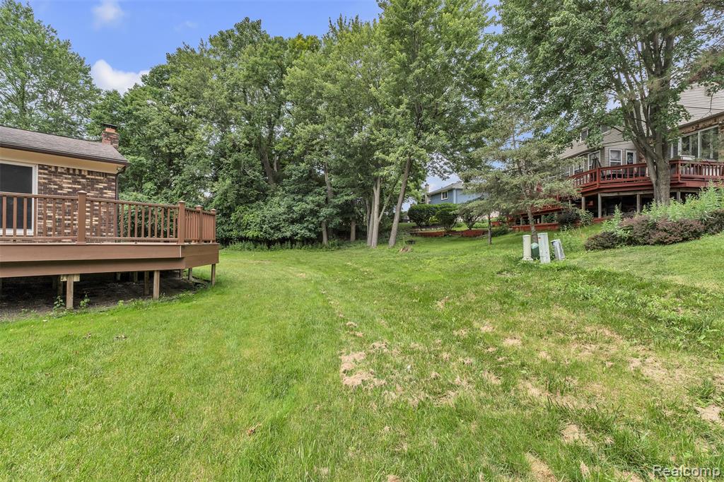 5310 Pond Bluff Drive, West Bloomfield, MI 48323 — Photo 82