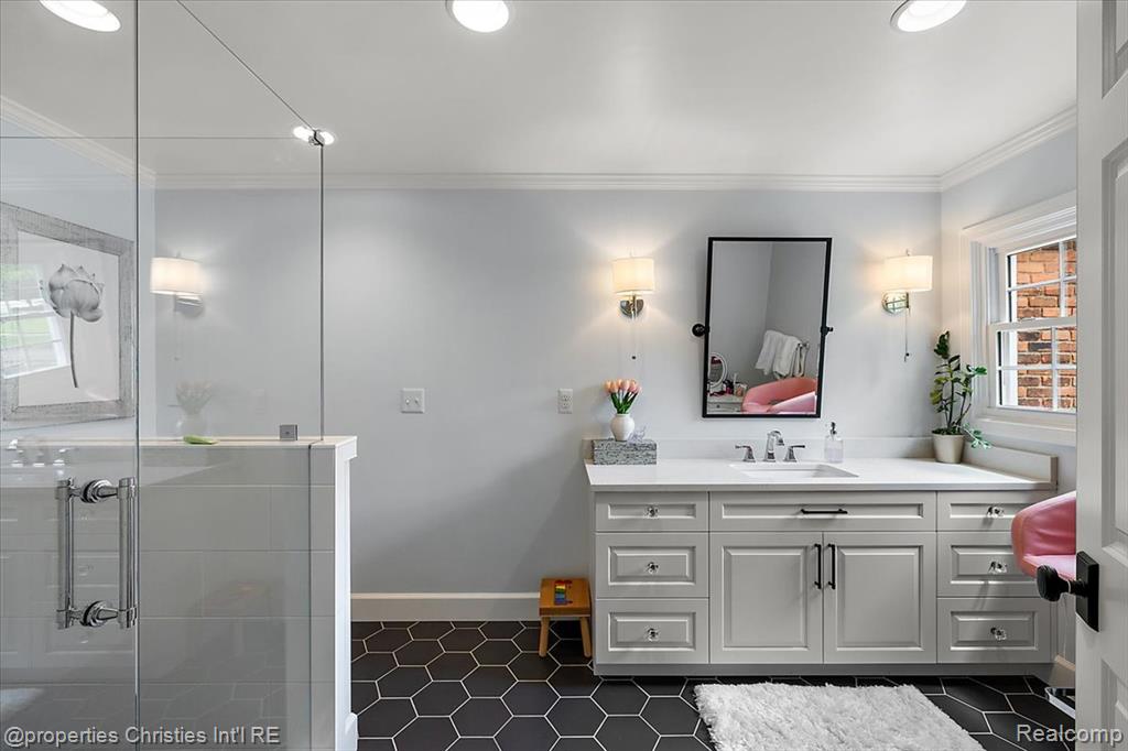 586 Fairfax Street, Birmingham, MI 48009 — Photo 57