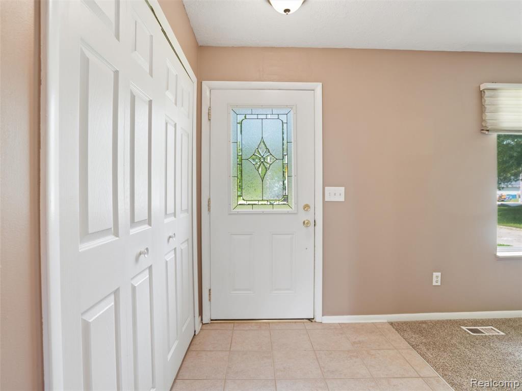2439 N Long Lake Road, Fenton, MI 48430 — Photo 2