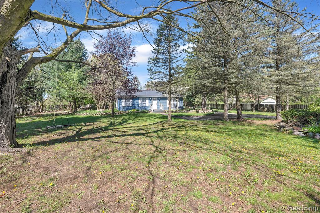 4953 CLINTONVILLE Road, Clarkston, MI — Photo 5