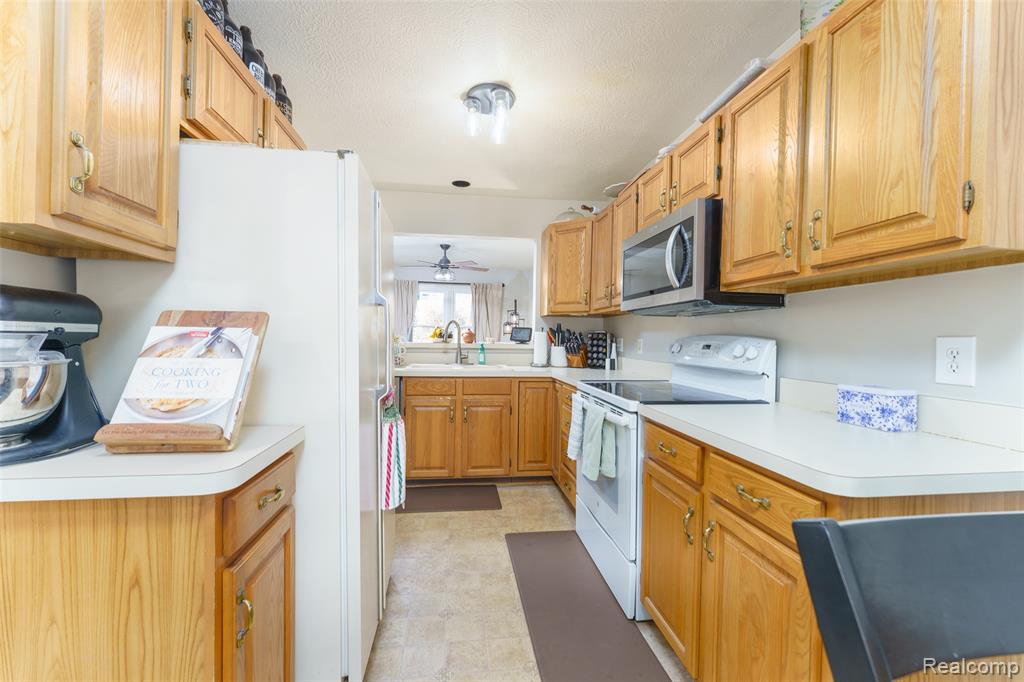1321 Steeplechase Court, Howell, MI 48843 — Photo 7