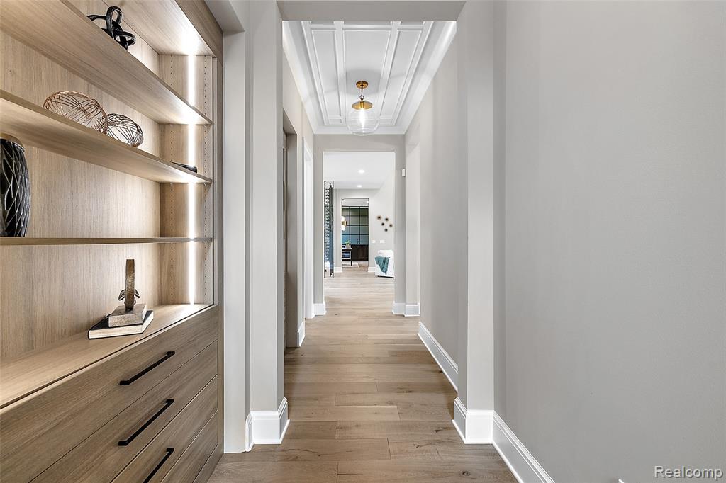 3268 Willis Drive, Oakland, MI, 48306