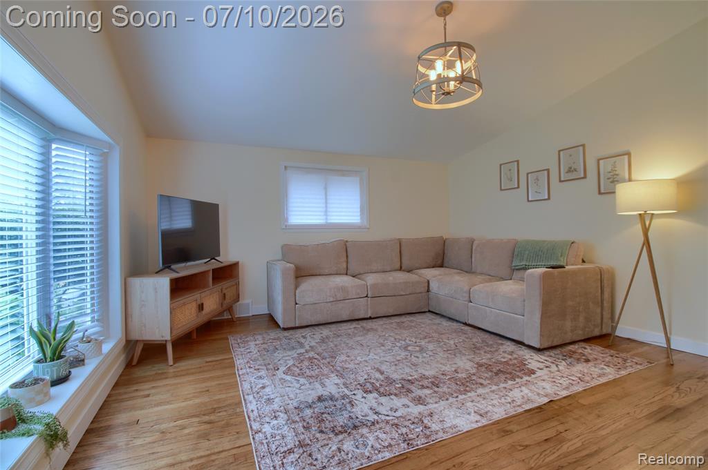8134 Melvin Avenue, Westland, MI — Photo 6