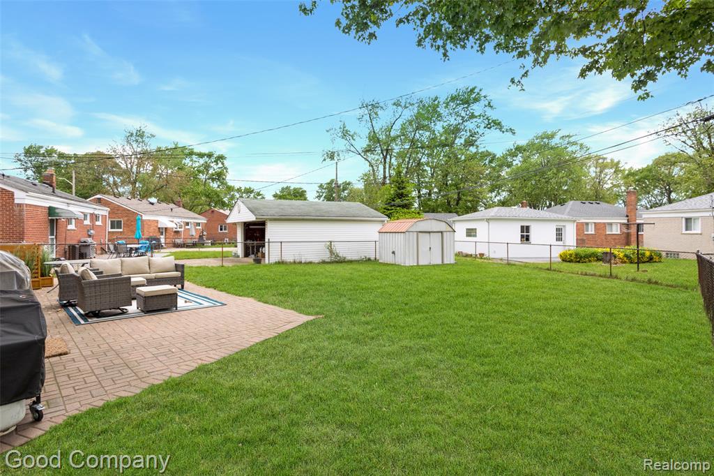905 Parliament Avenue, Madison Heights, MI 48071 — Photo 23