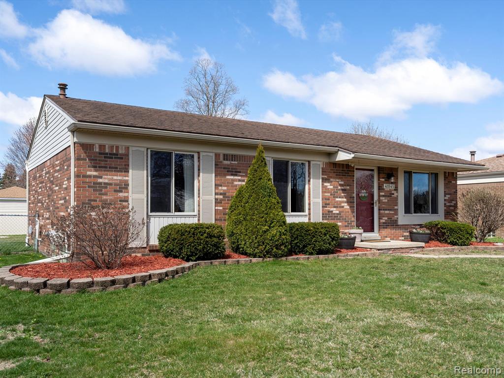 41845 EHRKE Drive, Clinton Twp, MI 48038 — Photo 3