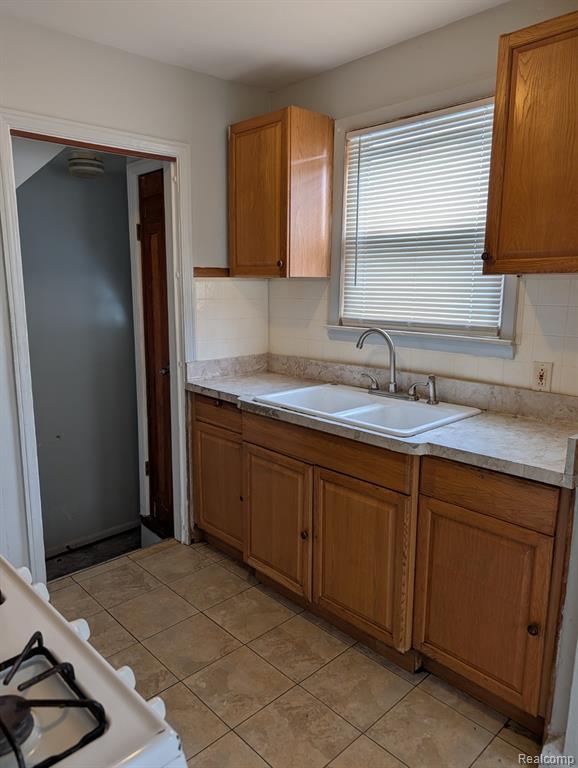 19236 Saint Aubin Street E, Detroit, MI 48234 — Photo 10