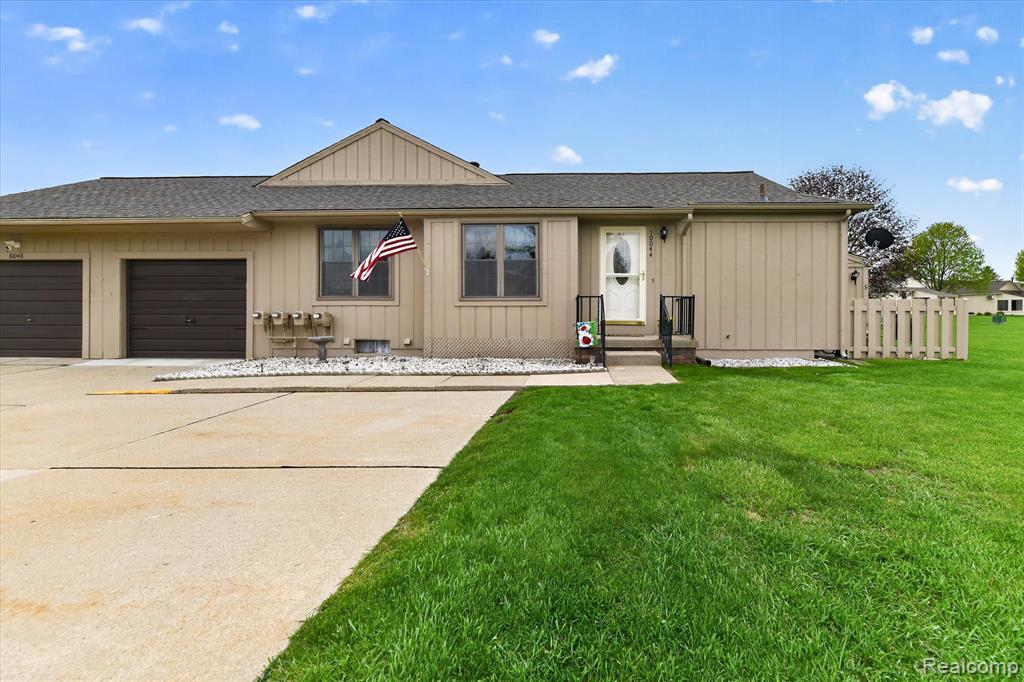 10044 Arlington Circle, 145, South Lyon, MI 48178 — Photo 35