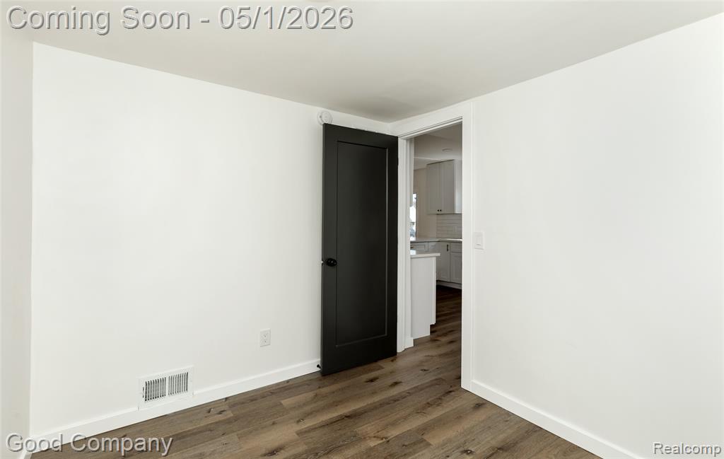 23393 Hoover Avenue, Hazel Park, MI 48030 — Photo 15