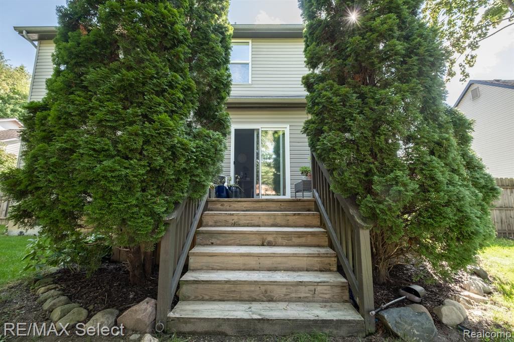 15242 Weller Court, Holly, MI 48442 — Photo 35