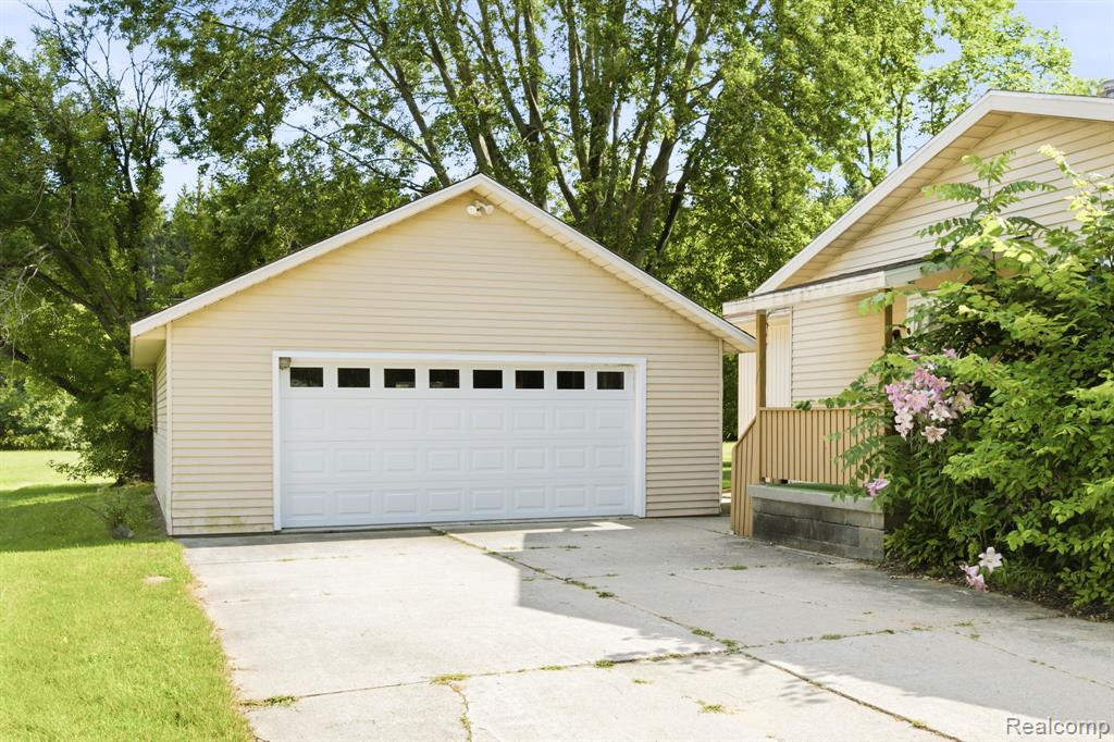 4181 Maes Drive, Port Huron, MI 48060 — Photo 2