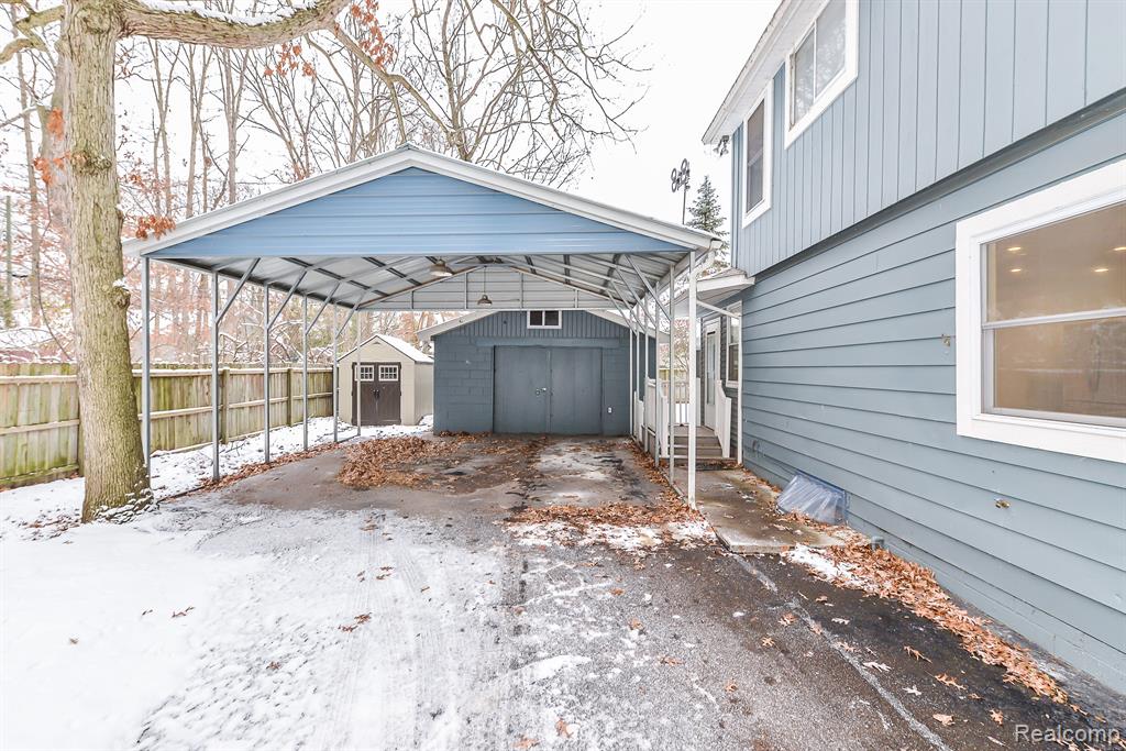 336 BEACHWAY Street, Whitmore Lake, MI 48189 — Photo 3