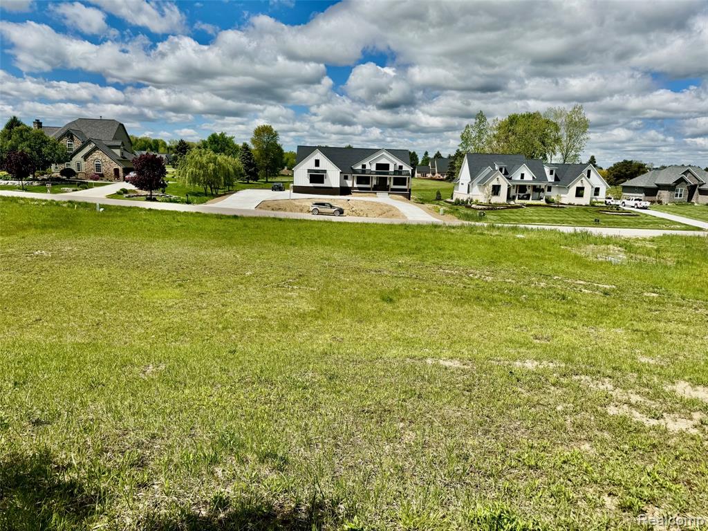 1058 INVITATIONAL Drive, Metamora, MI, 48455