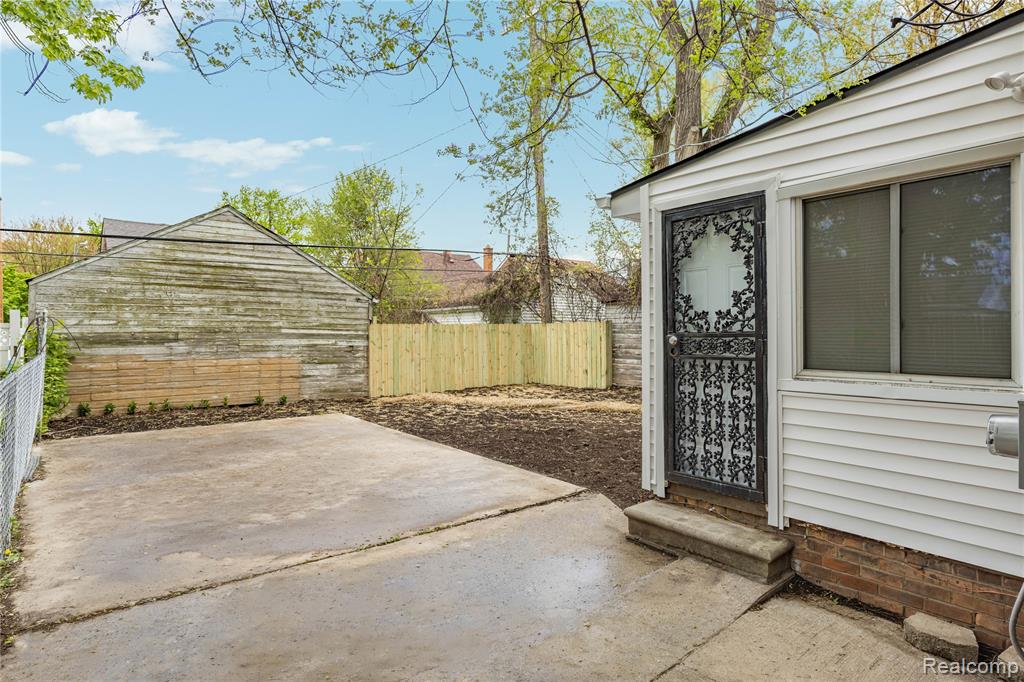 16871 Asbury Park, Detroit, MI 48235 — Photo 9