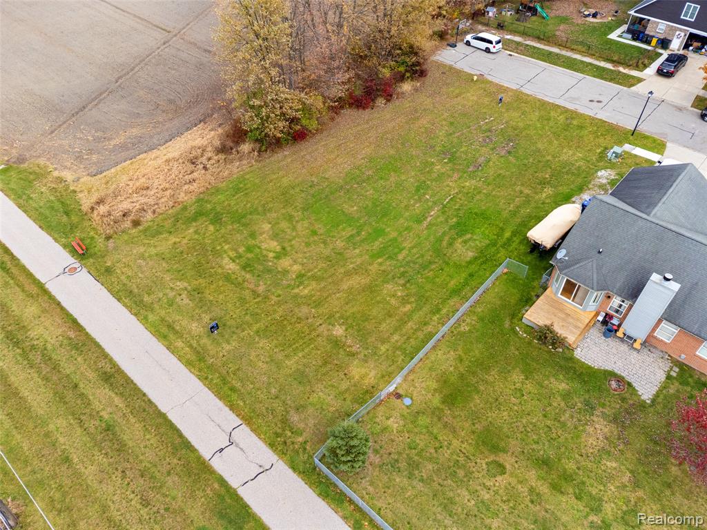 54739 Autumn View Drive, New Baltimore, MI 48047 — Photo 9