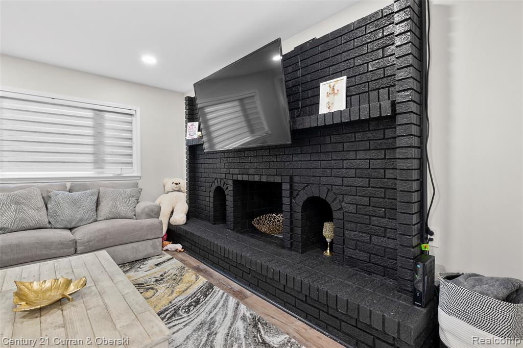 5851 Gilman Street, Garden City, MI — Photo 13