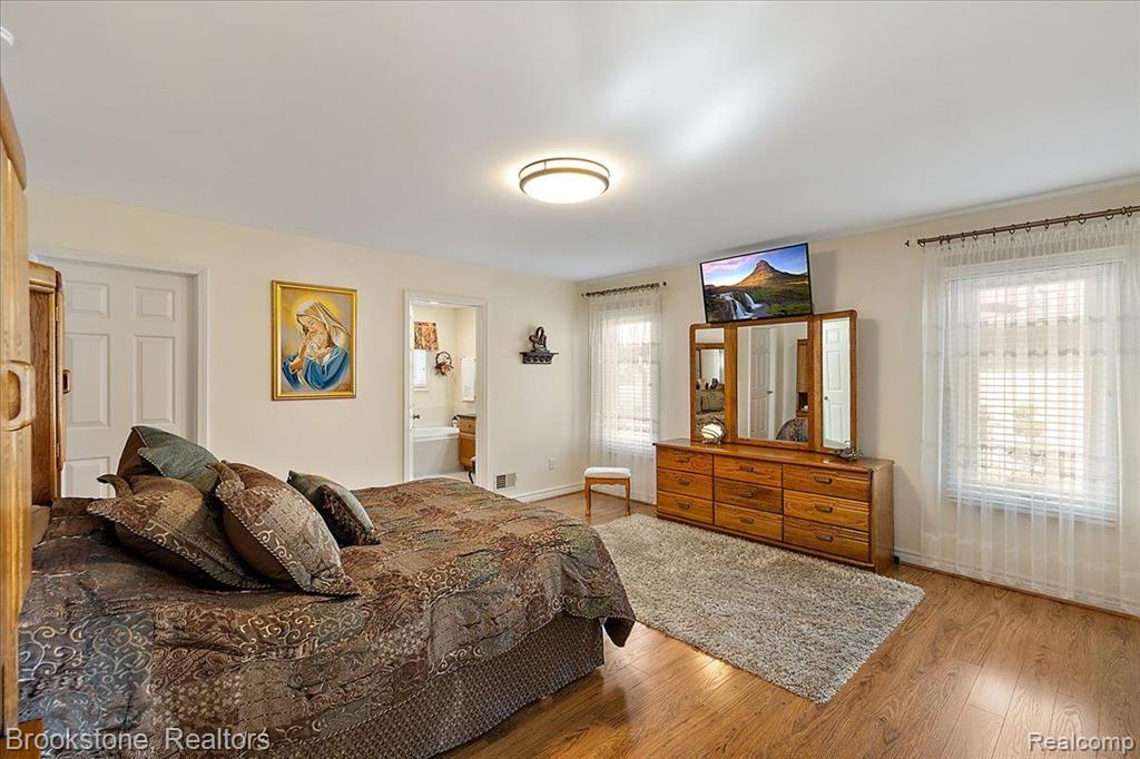51161 BLUE SPRUCE Drive, Macomb, MI 48042 — Photo 21