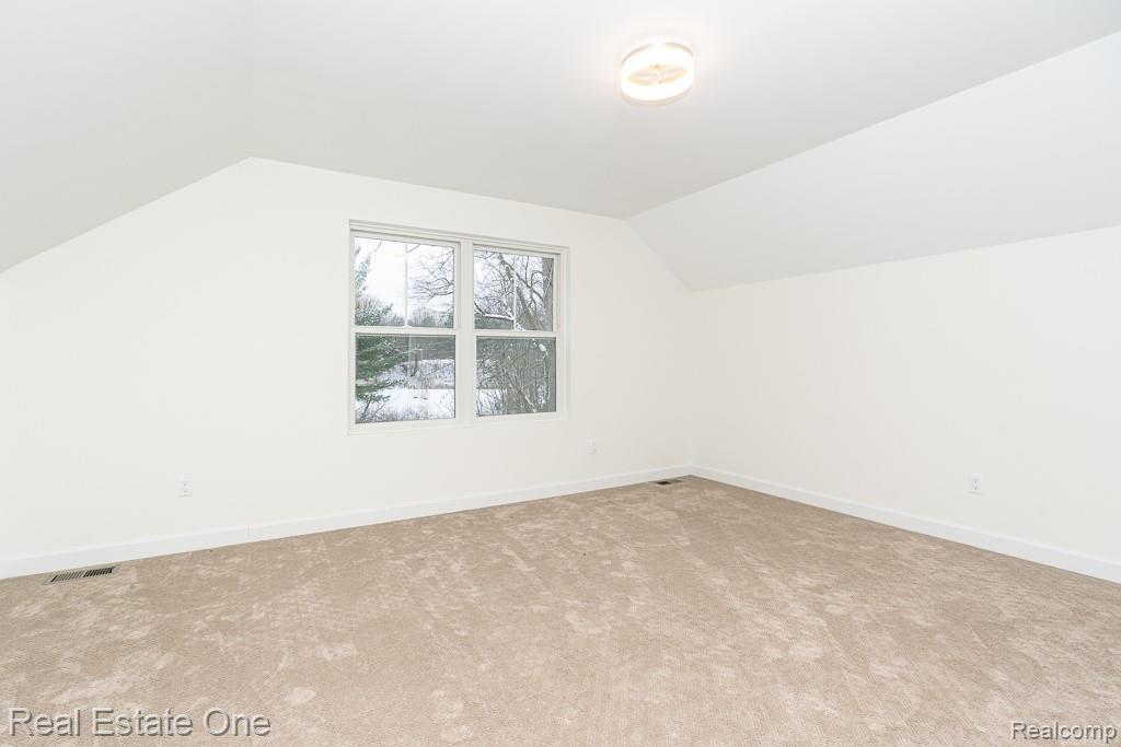 225 E Predmore Road, Oakland, MI — Photo 46