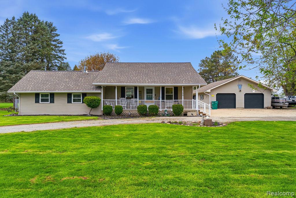 4246 S Durand Road, Durand, MI 48429 — Photo 4