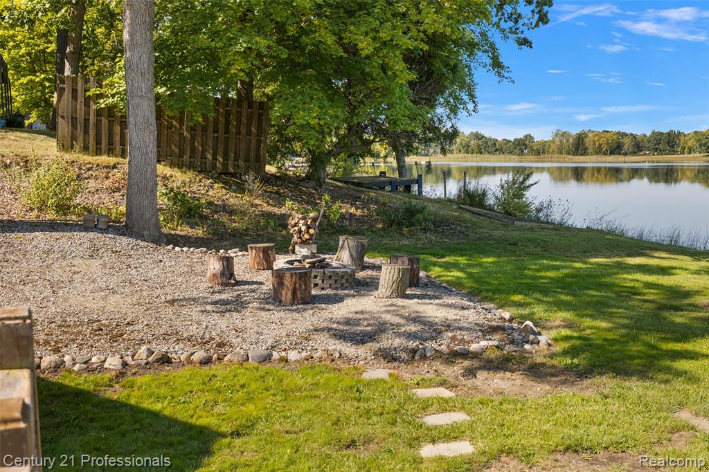 2679 Lakeview Drive, Ortonville, MI 48462 — Photo 65