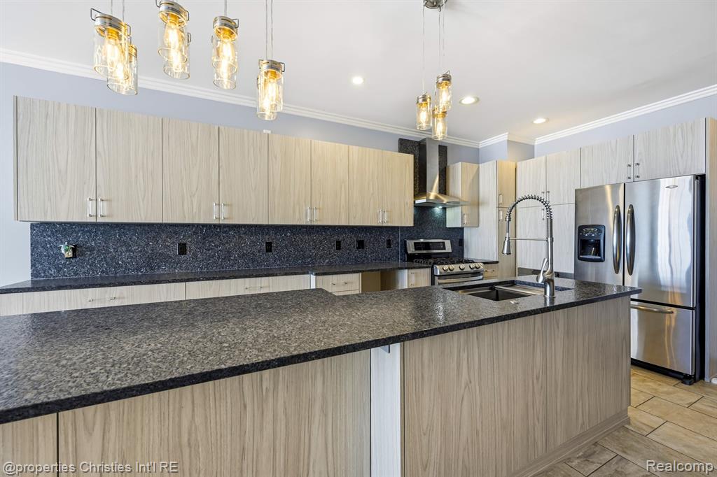 9996 Tashmoo Lane, 2, Clay, MI 48001 — Photo 15