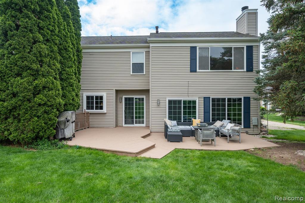 5472 CHARRINGTON, West Bloomfield, MI 48324 — Photo 24