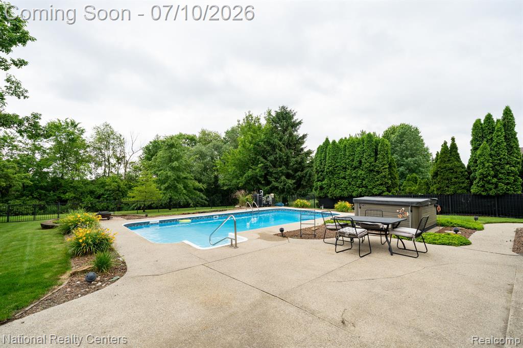 48634 Lafayette Drive, Macomb, MI 48044 — Photo 28