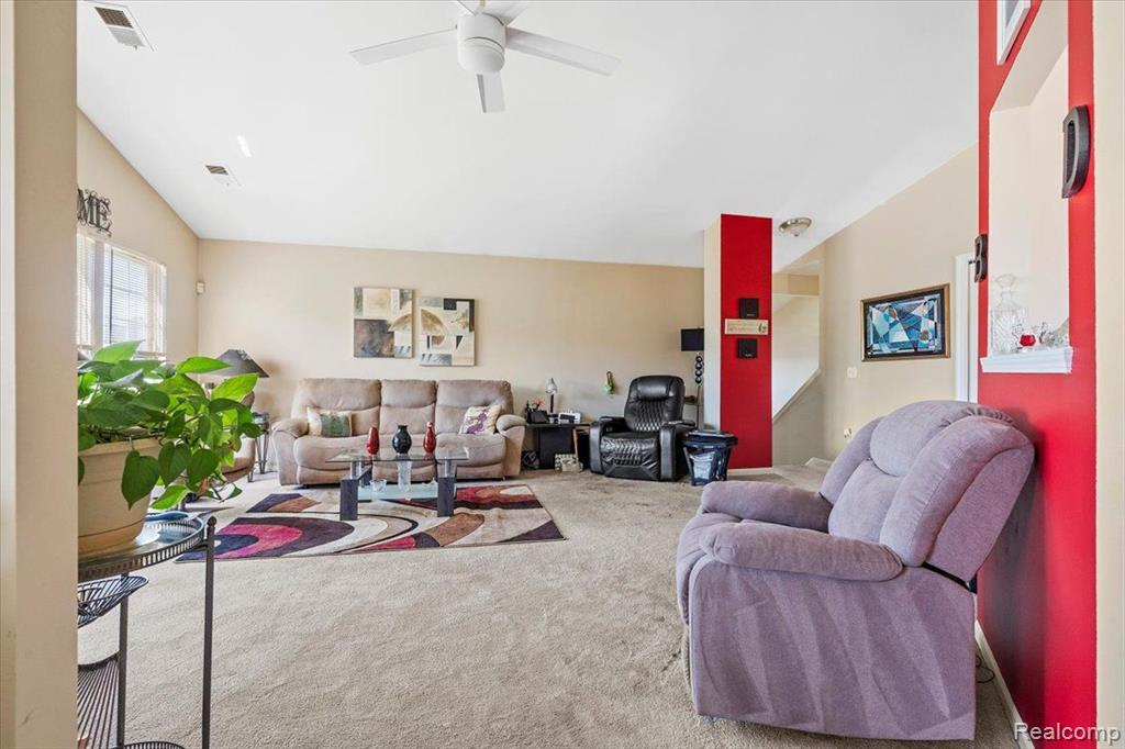 26606 KIRKWAY Circle, Woodhaven, MI 48183 — Photo 11