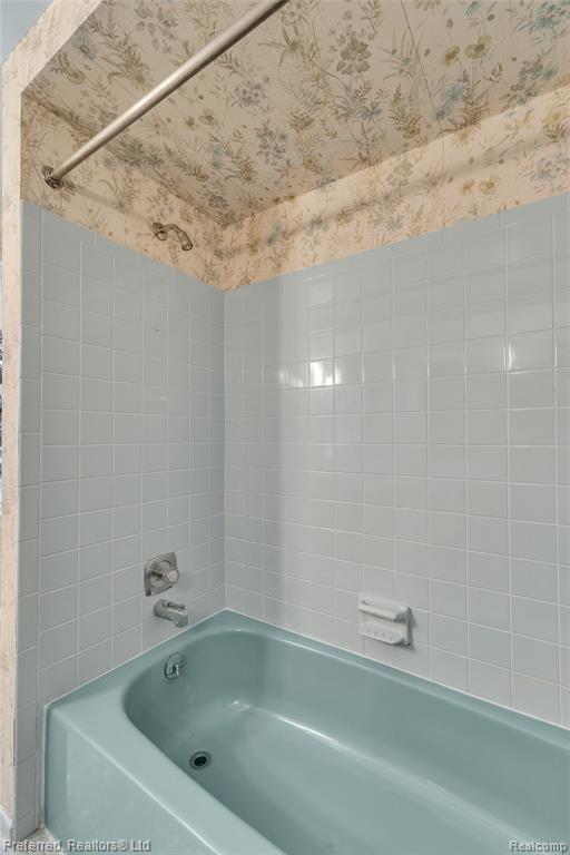 46323 Gainsborough Drive, Canton, MI 48187 — Photo 39
