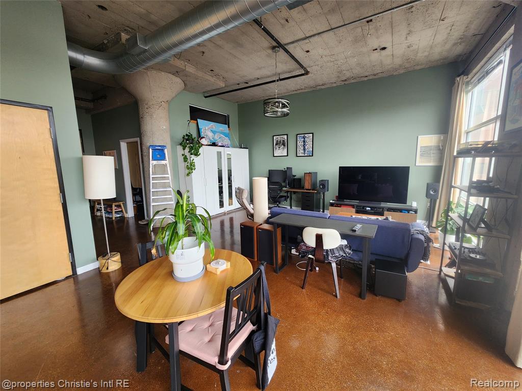 55 W CANFIELD Street - Photo 2