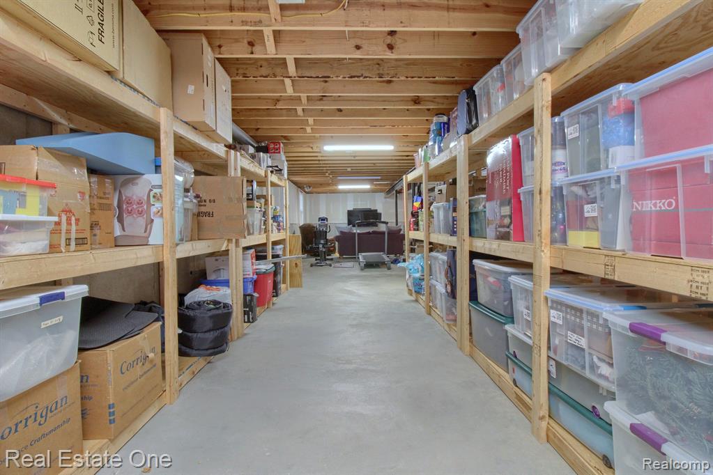 29924 MAGNOLIA Drive, New Hudson, MI 48165 — Photo 34