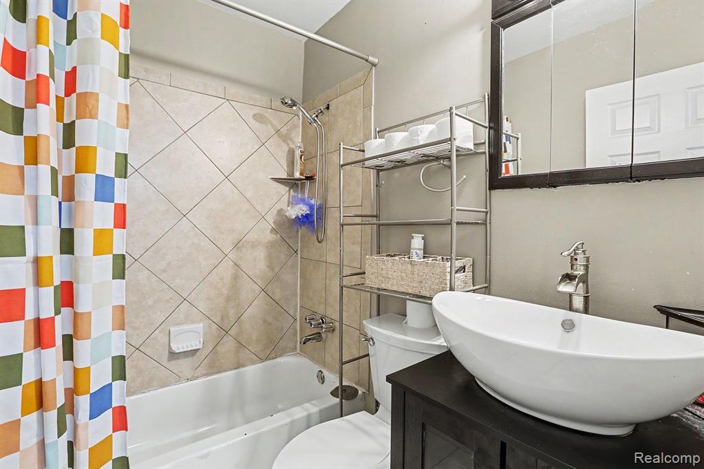 30212 Beechwood Street, Garden City, MI — Photo 13