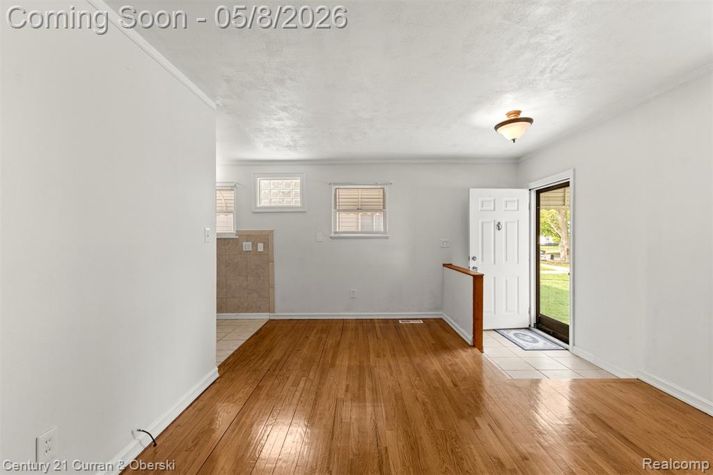 7609 Dudley Street, Taylor, MI 48180 — Photo 8