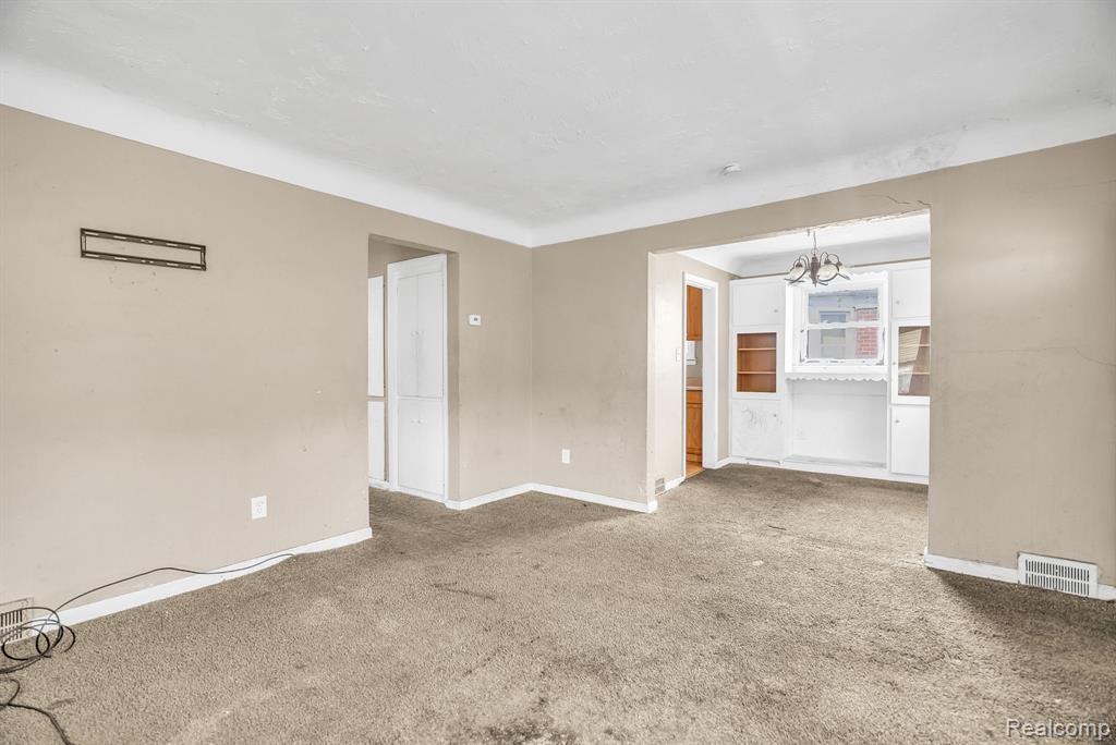 18505 Ashton Avenue, Detroit, MI 48219 — Photo 7