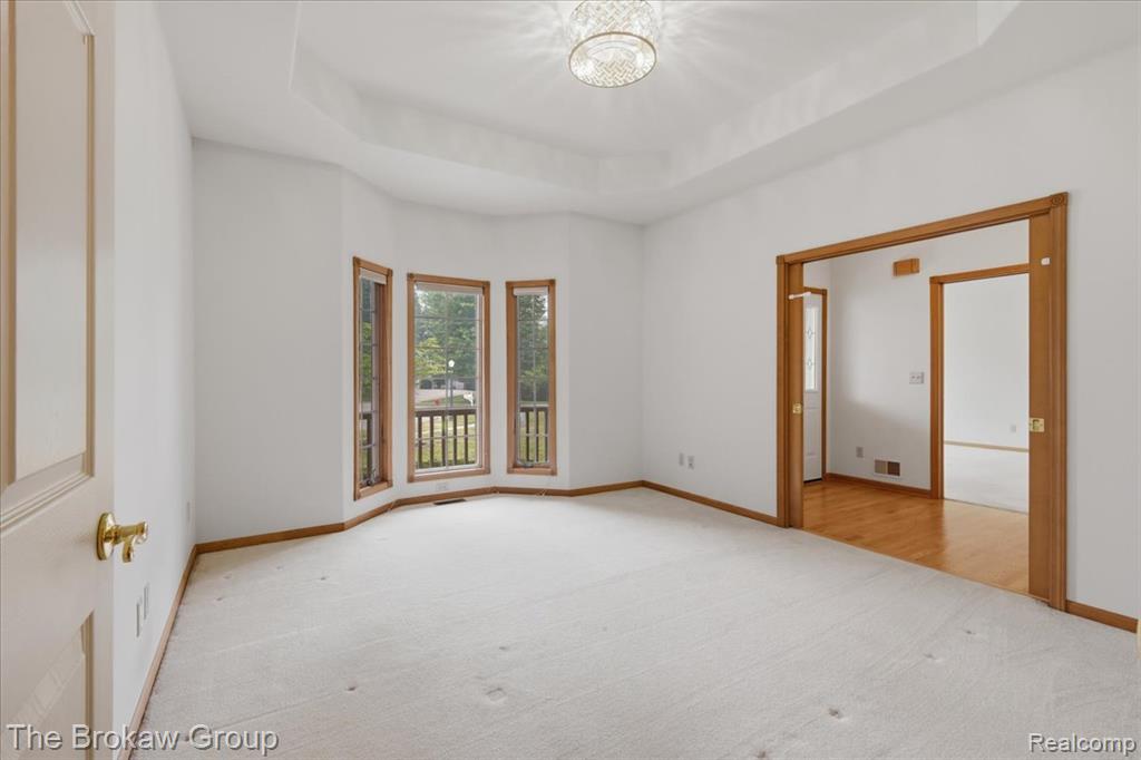 10261 Coachman Court, Davison, MI 48423 — Photo 22