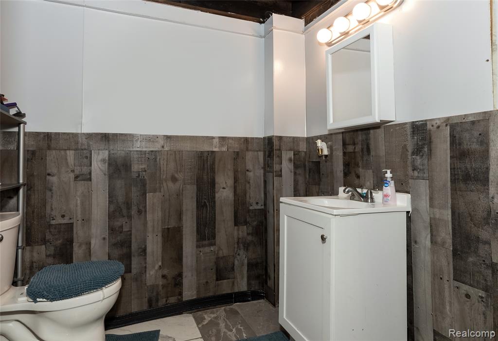 20308 Gilchrist Street, Detroit, MI 48235 — Photo 23