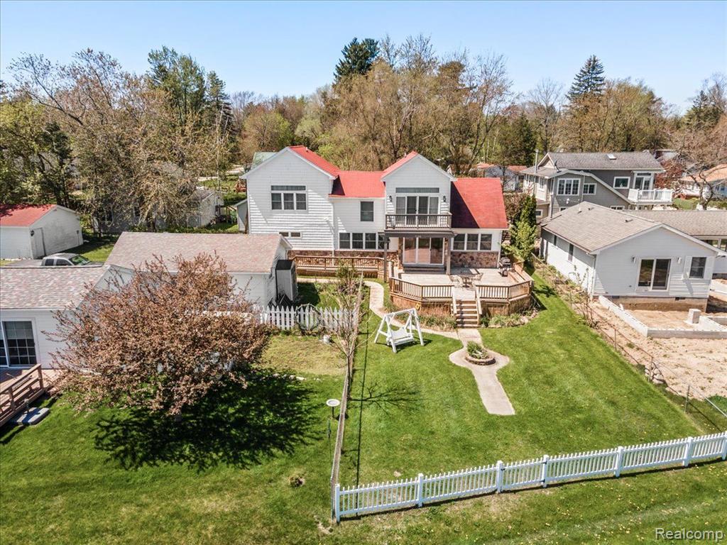 7158 LAKEVIEW Drive, Lexington, MI 48450 — Photo 35