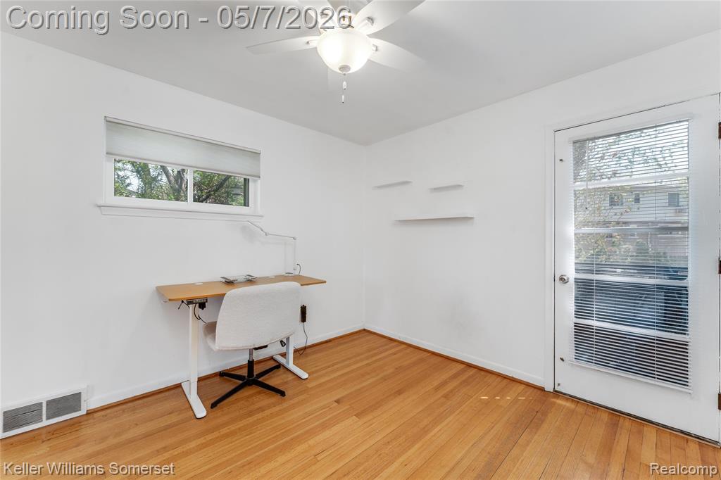 4320 Manor Avenue, Royal Oak, MI 48073 — Photo 16