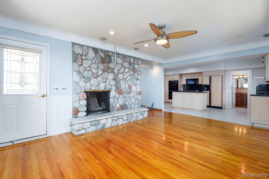 22606 Ardmore Park Drive, Saint Clair Shores, MI 48081 — Photo 22