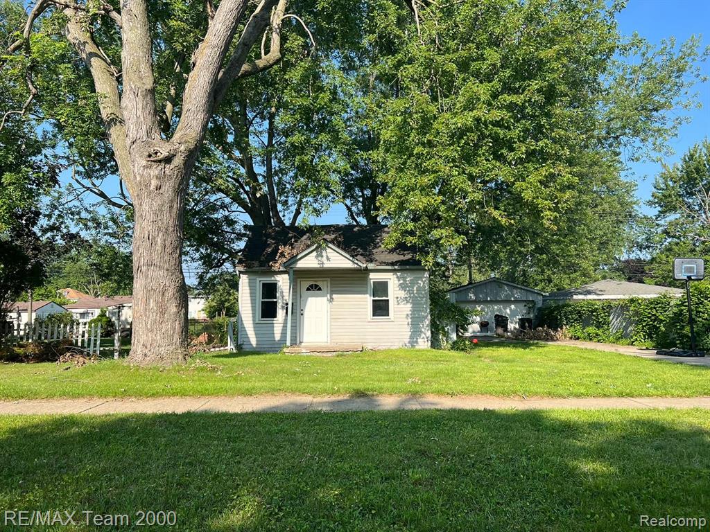 5970 John Daly Street, Taylor, MI 48180 — front exterior