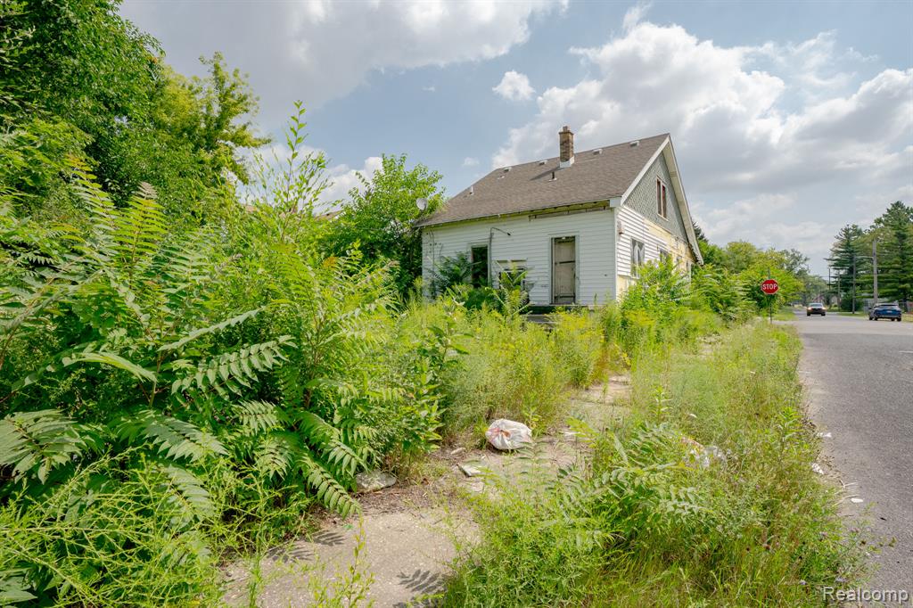 17403 Goddard Street - Photo 4