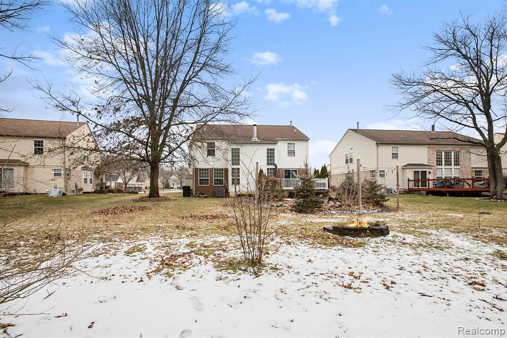 15971 BROOKSIDE Drive, Belleville, MI 48111 — Photo 26
