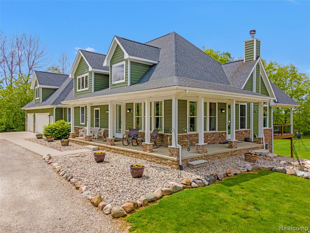 13085 Rohn Road, Fenton, MI 48430 — front exterior