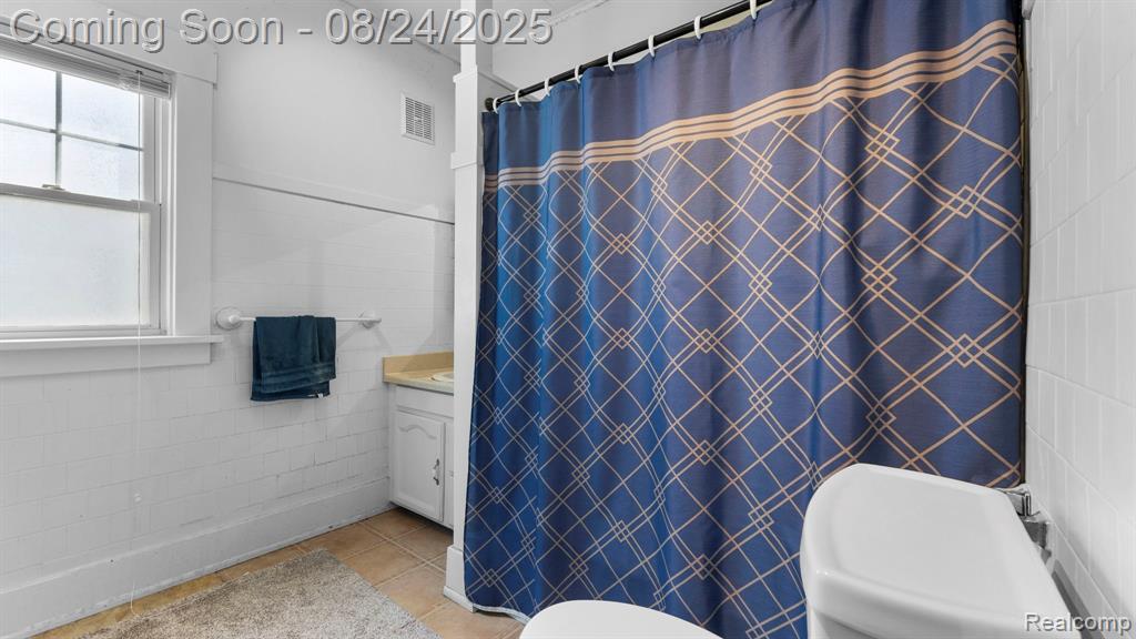 701 Baird Street, Holly, MI 48442 — Photo 13