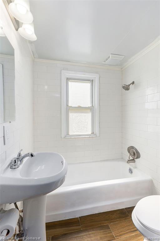 8427 Timken Avenue, Warren, MI 48089 — Photo 11