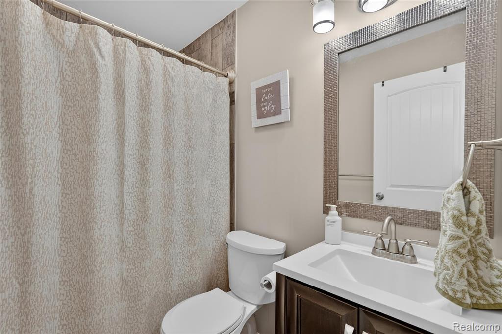4966 Mack Road, Howell, MI 48855 — Photo 21